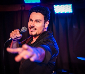 011025-Kuuntelen-tomppaa1